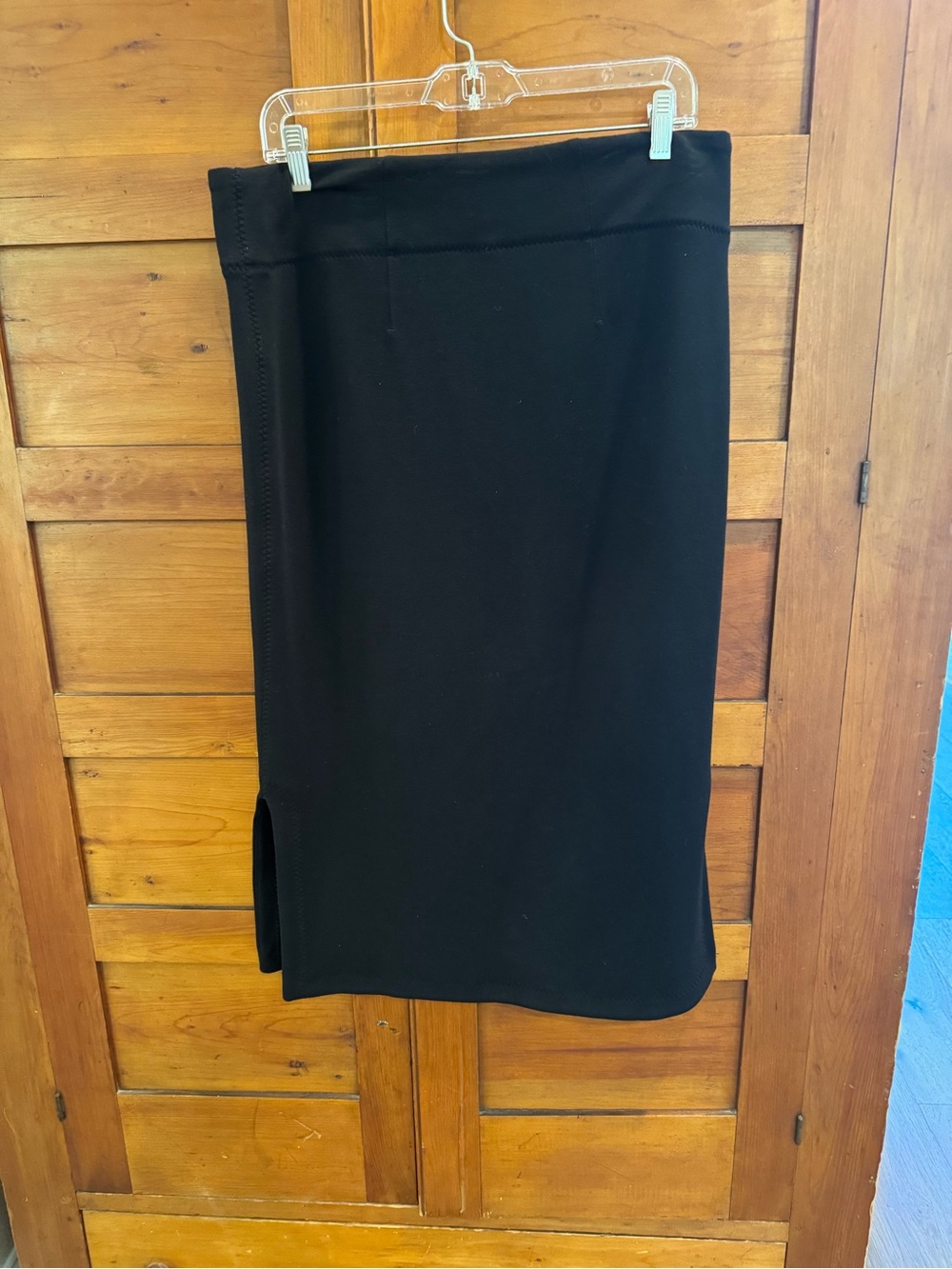 Spanx Air Essentials Black Skirt With Side Slits, Size XL